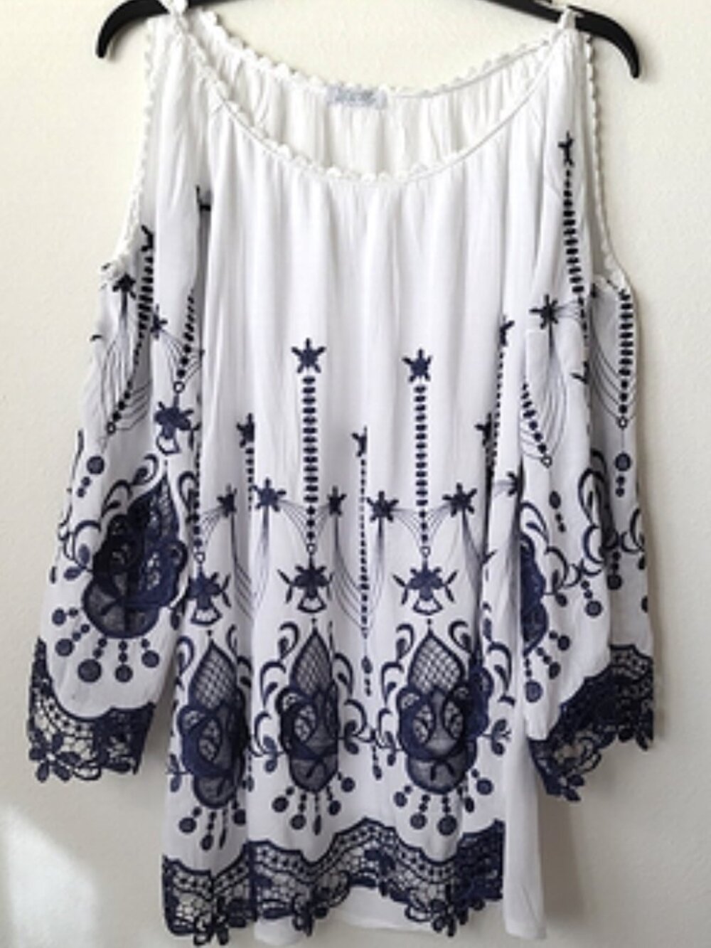 Embroidered Cold-Shoulder Peasant Top - White with Navy Embroidery & Lace Size M